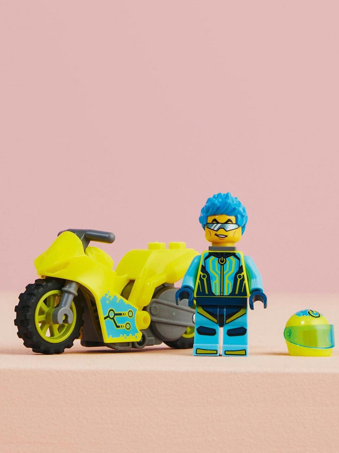 

LEGO Kids 13 Pcs City Cyber Stunt Bike Building Toy Set, Yellow