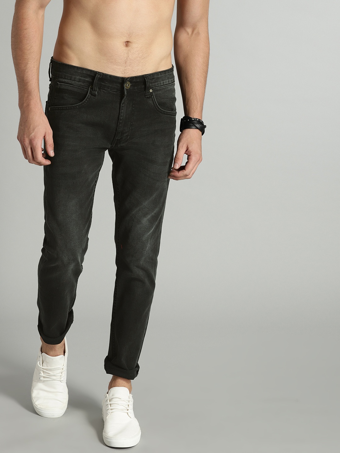 

Roadster Men Black Skinny Fit Mid-Rise Clean Look Stretchable Jeans