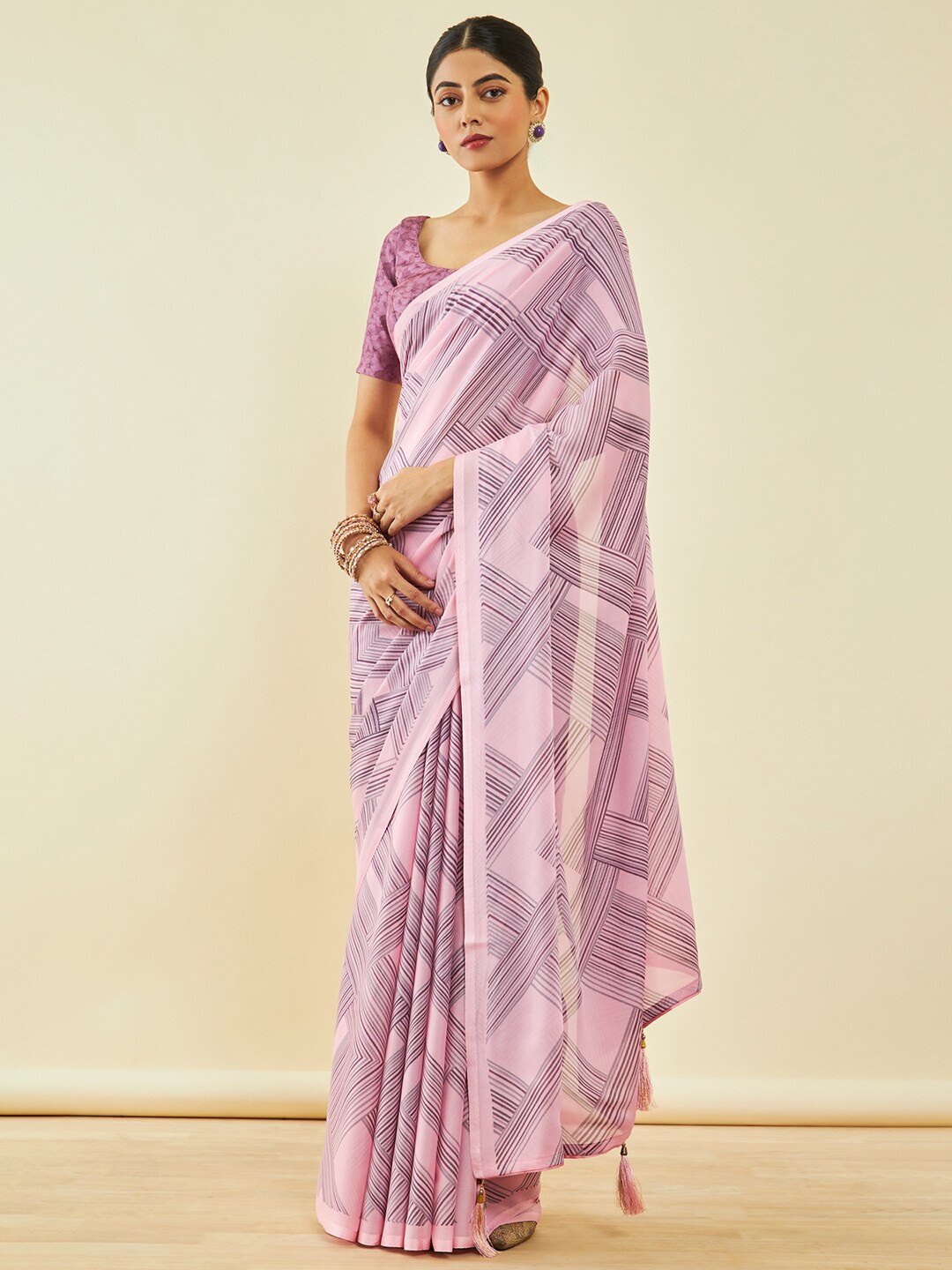 

Soch Geometric Printed Saree, Pink