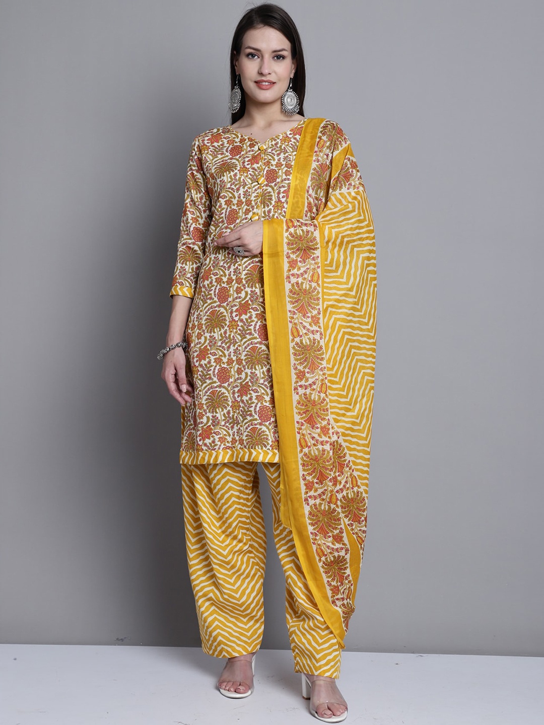 

Roly Poly Floral Printed Regular Straight Kurta & Salwar With Dupatta, Yellow