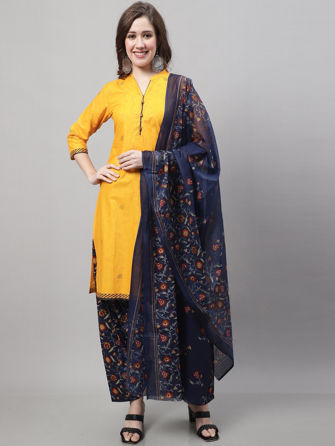 

Roly Poly Geometric Printed Regular Straight Kurta & Salwar With Dupatta, Yellow