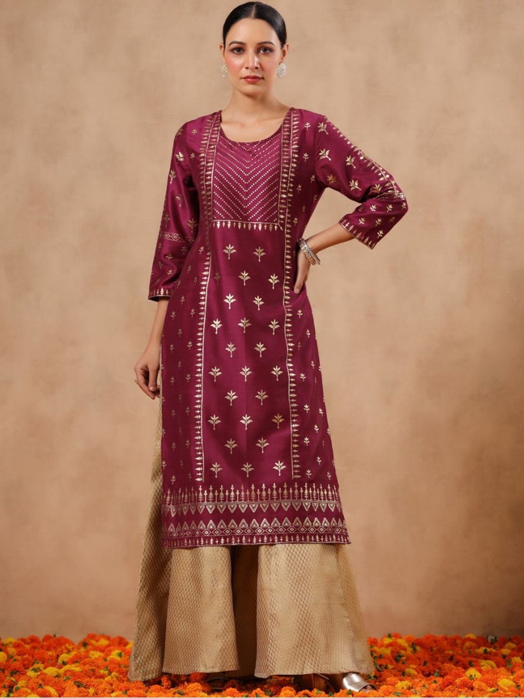 

Ishin Ethnic Motifs Printed Regular Kurta, Purple