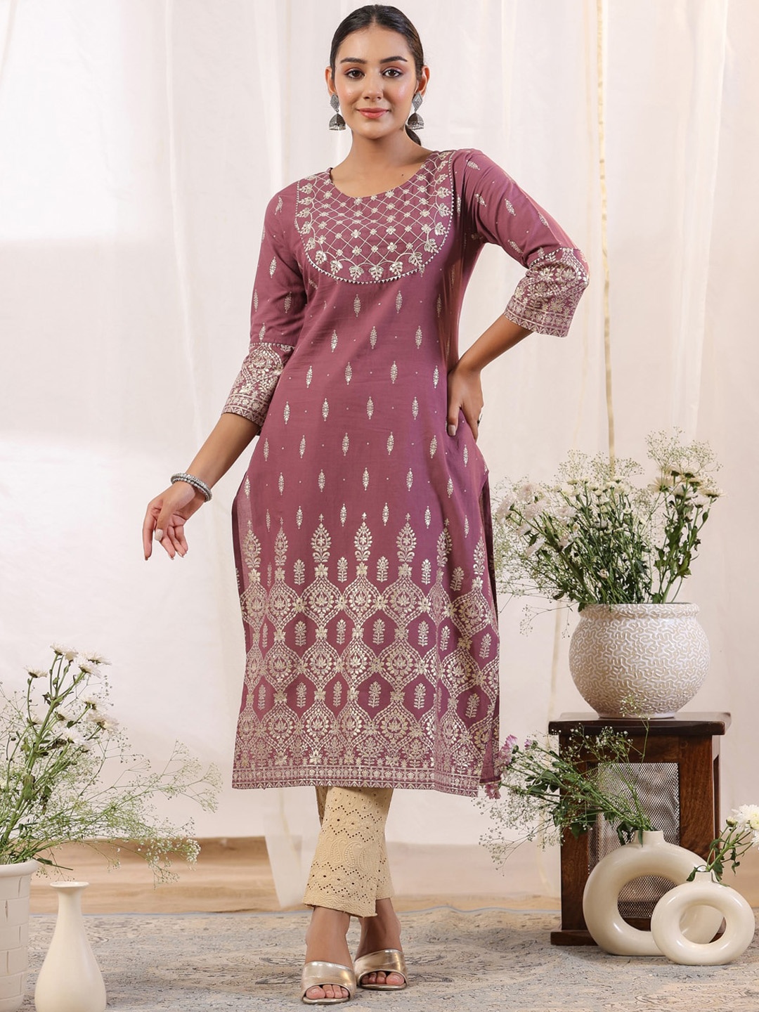 

Ishin Floral Embroidered Gotta Patti Pure Cotton Kurta, Purple