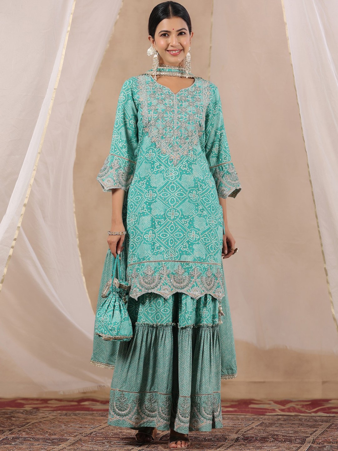 

Ishin Ethnic Motifs Printed Regular Kurta with Palazzos & With Dupatta, Turquoise blue