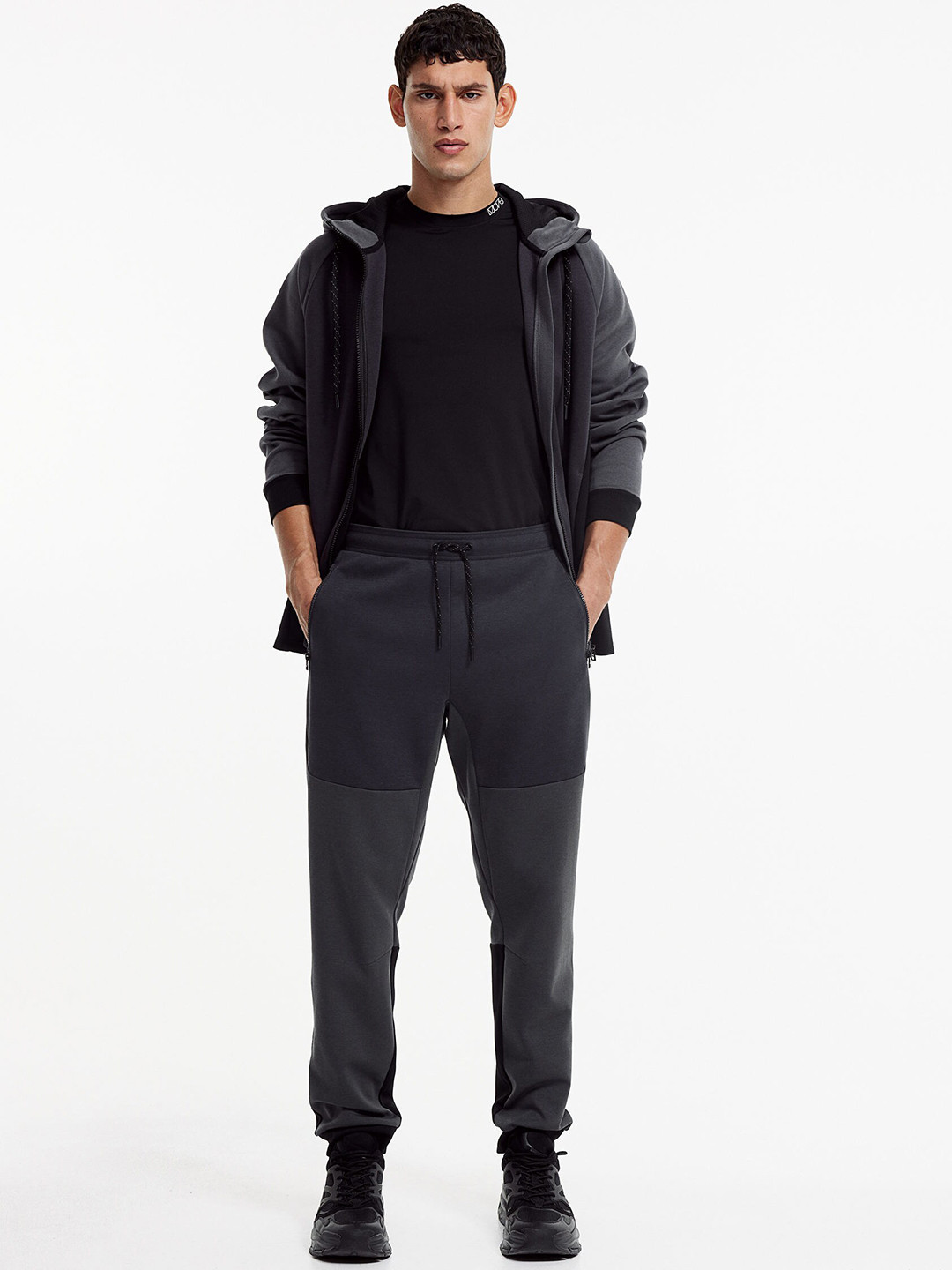 

H&M DryMove Sports Joggers, Black