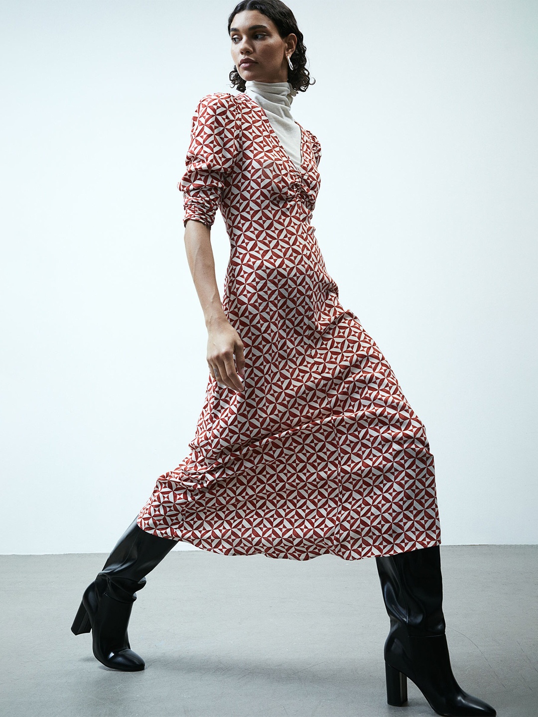 

H&M Puff-Sleeved Dress, Red