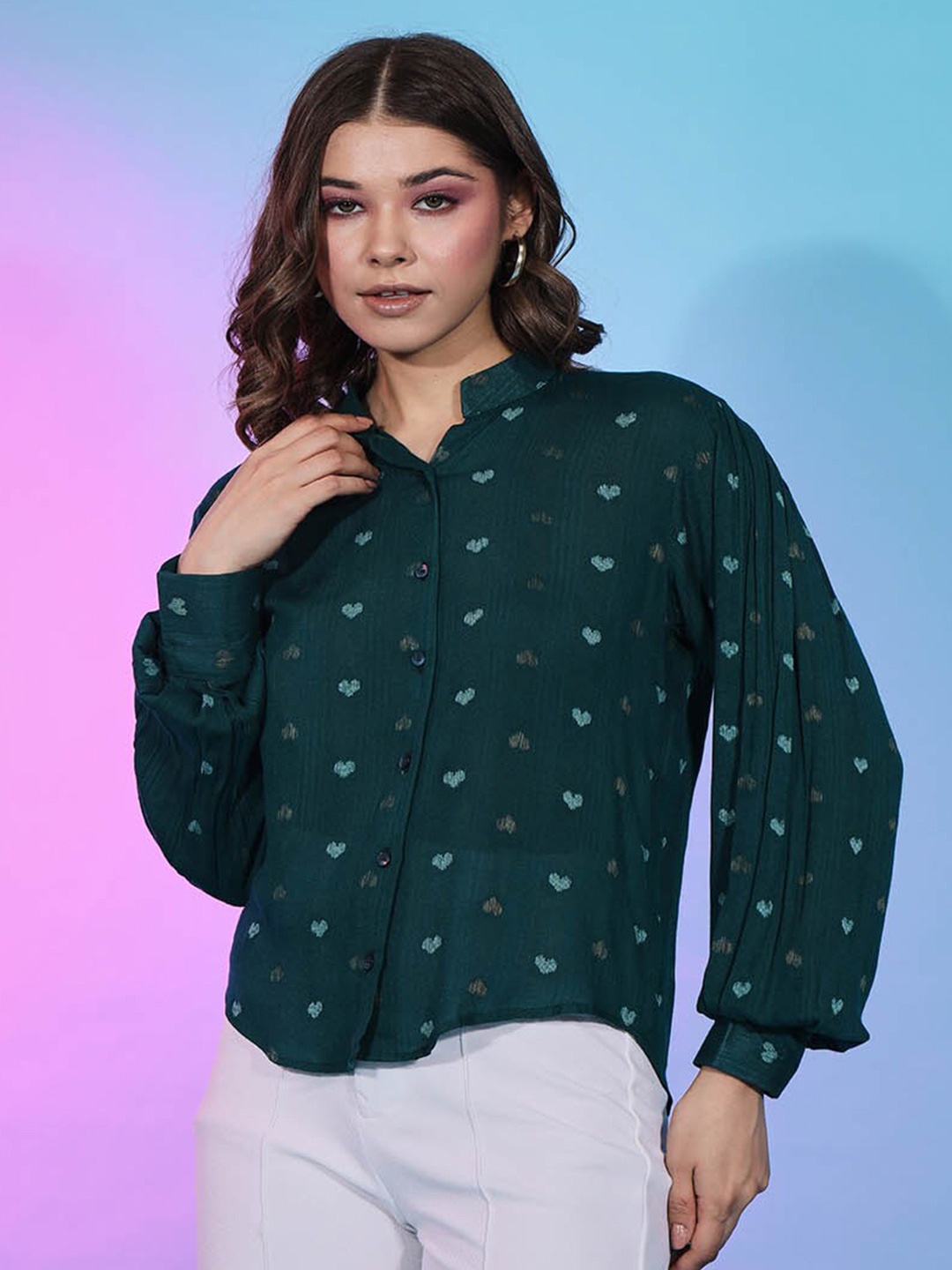 

Mitera Conversational Printed Mandarin Collar Cuffed Sleeve Pleated Shirt Style Top, Green