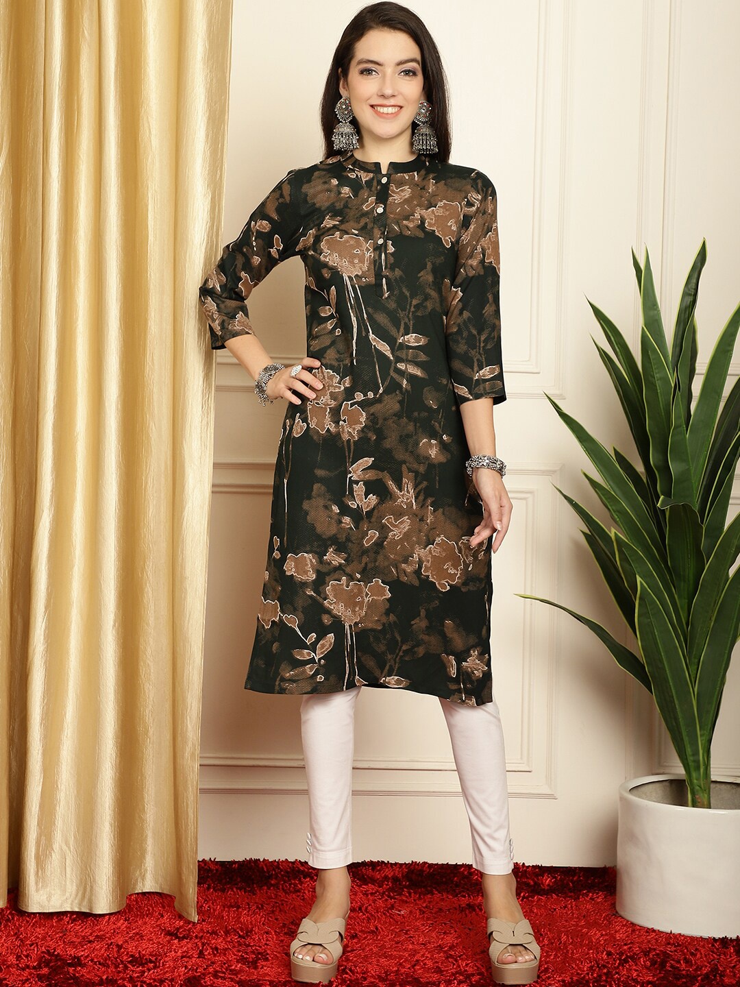 

Anouk Printed Sequinned Floral Kurta, Olive