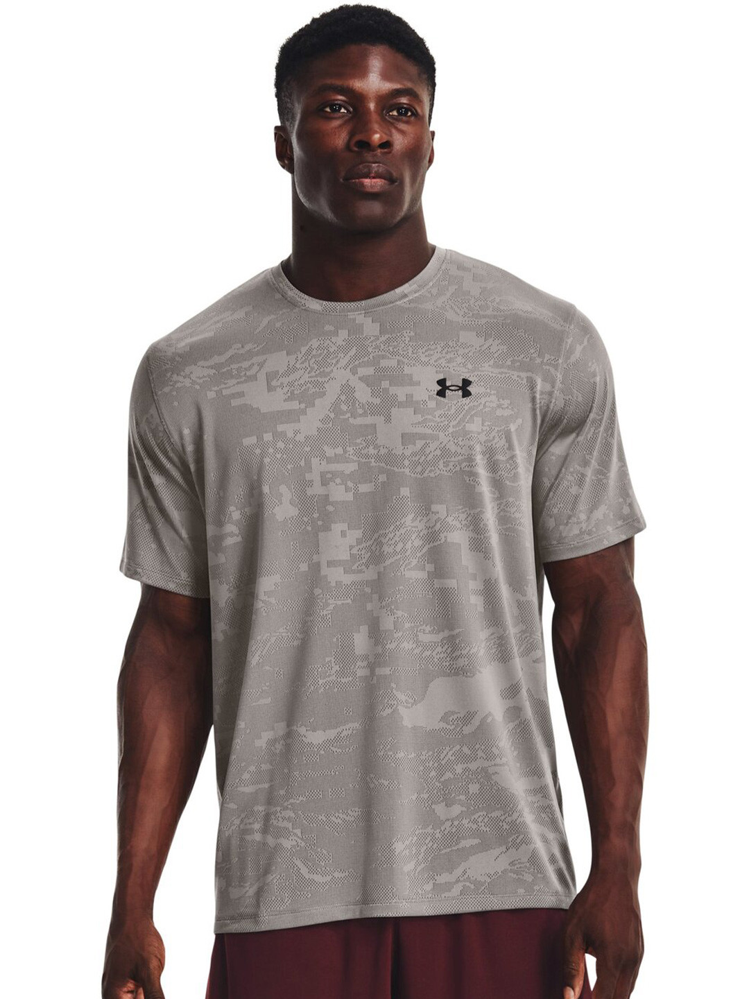 

UNDER ARMOUR Training Vent Camo Self-Design Relaxed Fit T-Shirt, Grey
