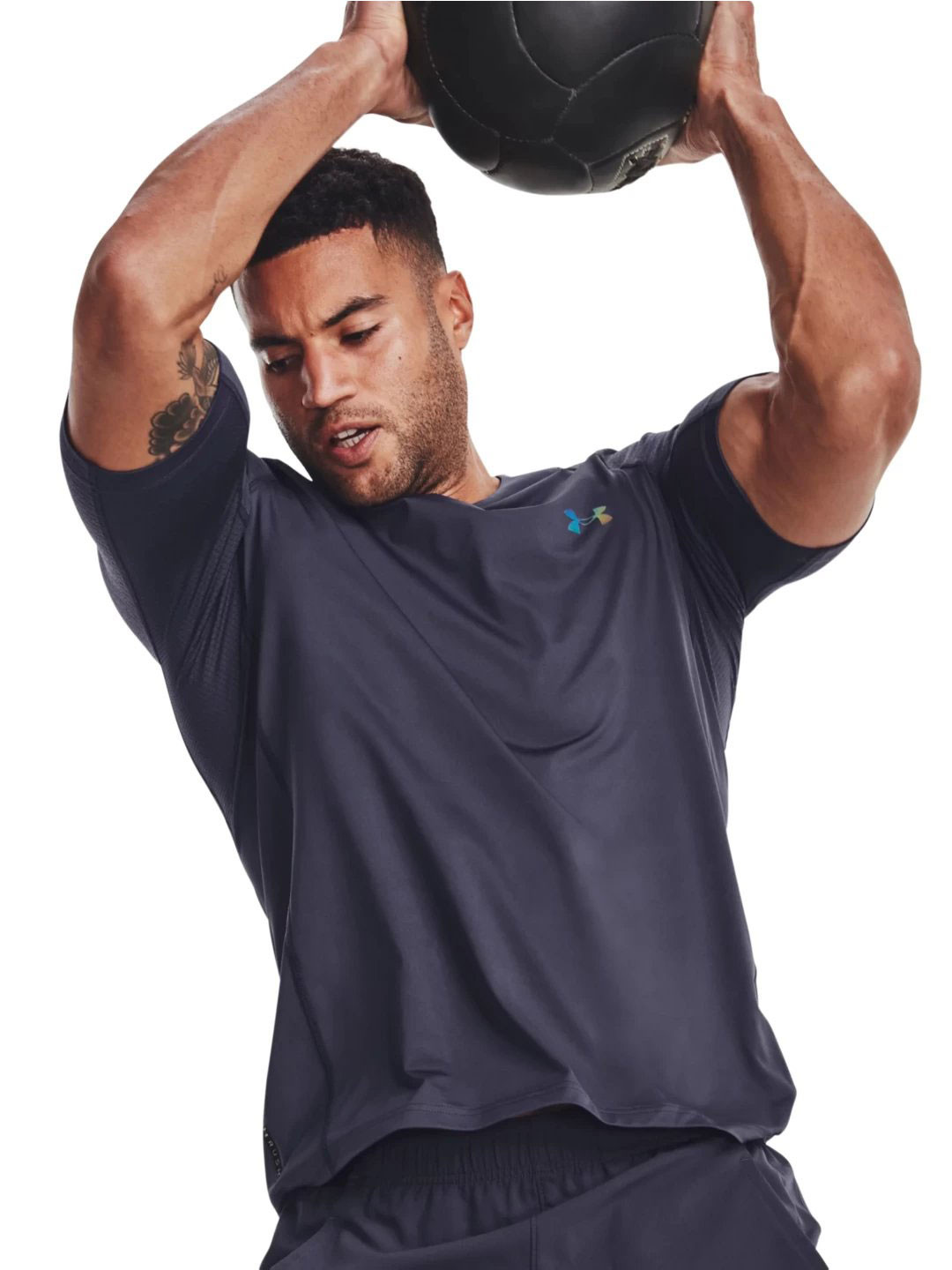 

UNDER ARMOUR SmartForm Rush Slim Fit Short Sleeves Training T-Shirt, Grey