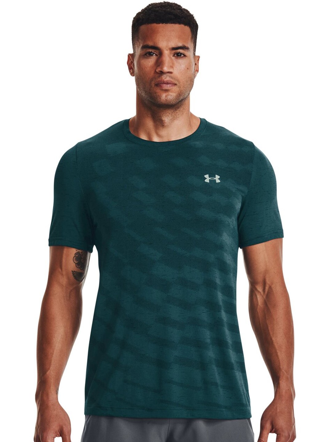

UNDER ARMOUR Seamless Radial Geometric Printed Slim Fit Training T-Shirt, Green