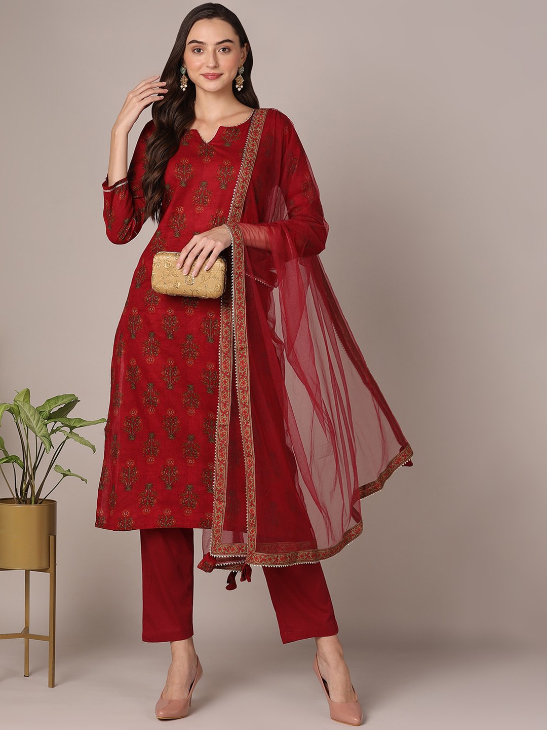 

AHIKA Maroon Ethnic Motifs Printed Regular Gotta Patti Kurta With Trousers & Dupatta