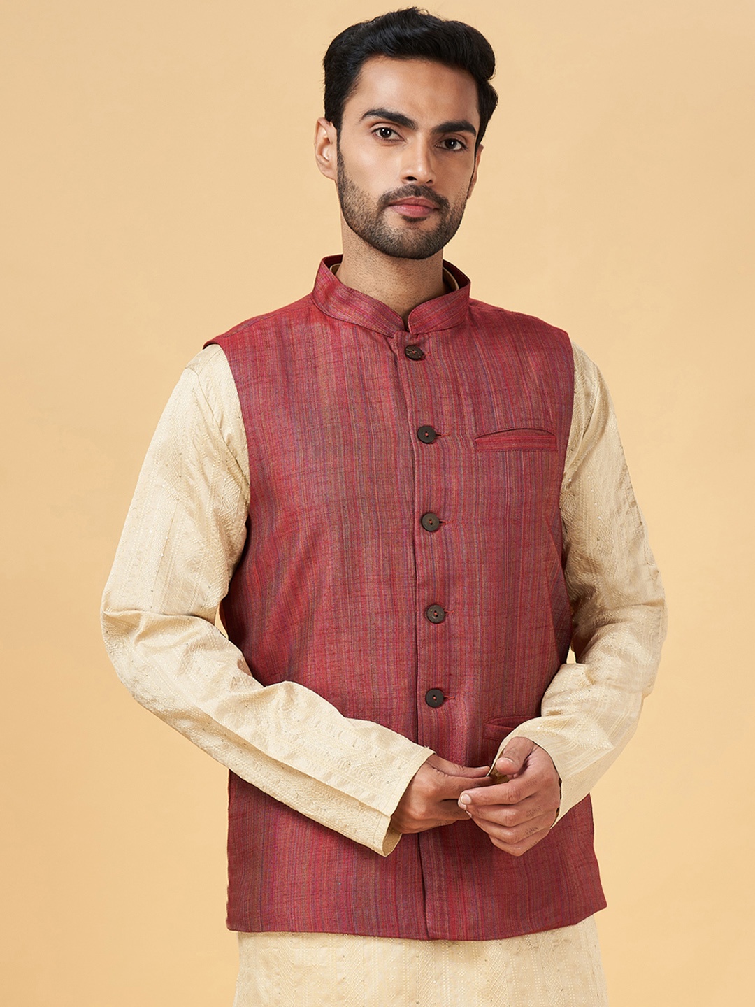 

indus route by Pantaloons Mandarin Collar Nehru Jacket, Maroon