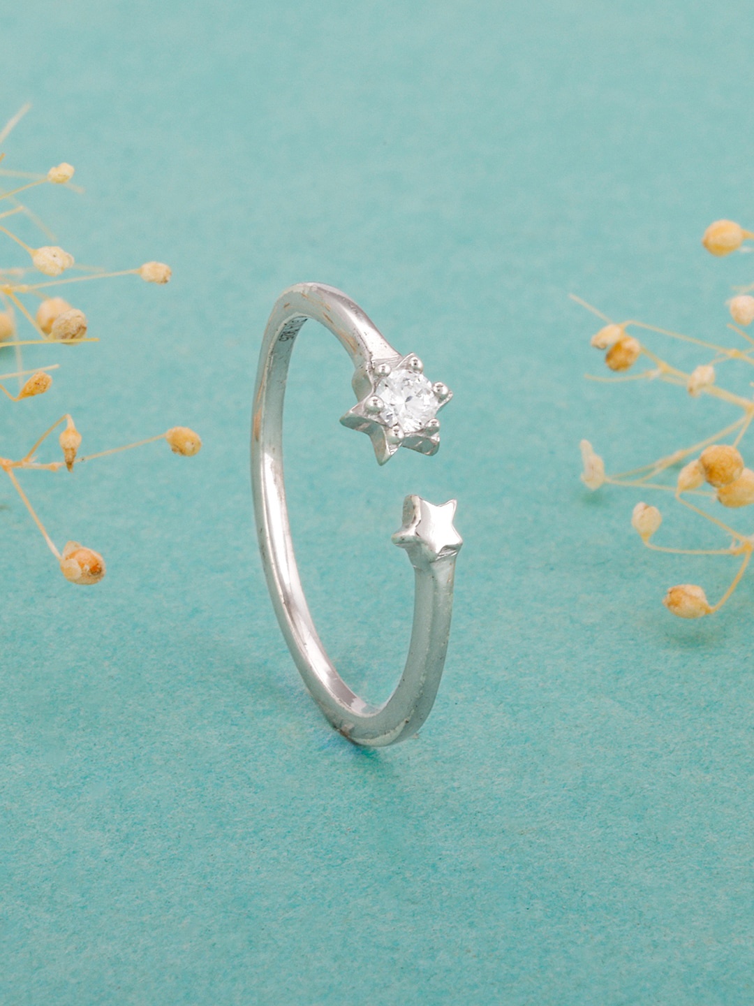 

GIVA Rhodium-Plated Stone-Studded Adjustable Finger Ring, Silver