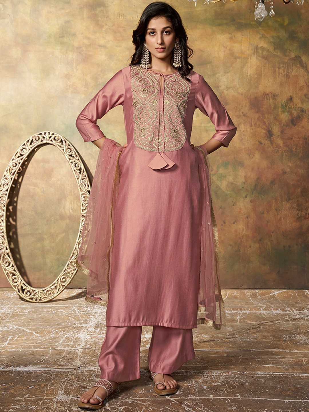 

Inddus Floral Yoke Design Regular Pure Silk Kurta With Palazzos & Dupatta, Peach