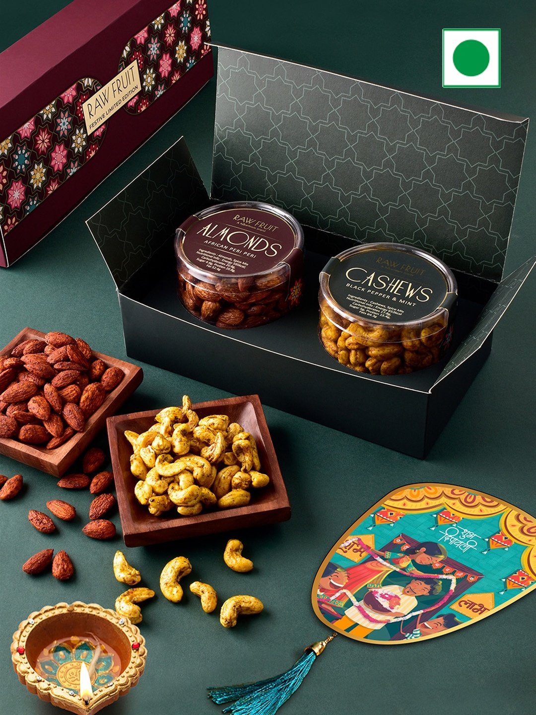 

RawFruit Roasted Cashew and Almonds Gifts Set, Green