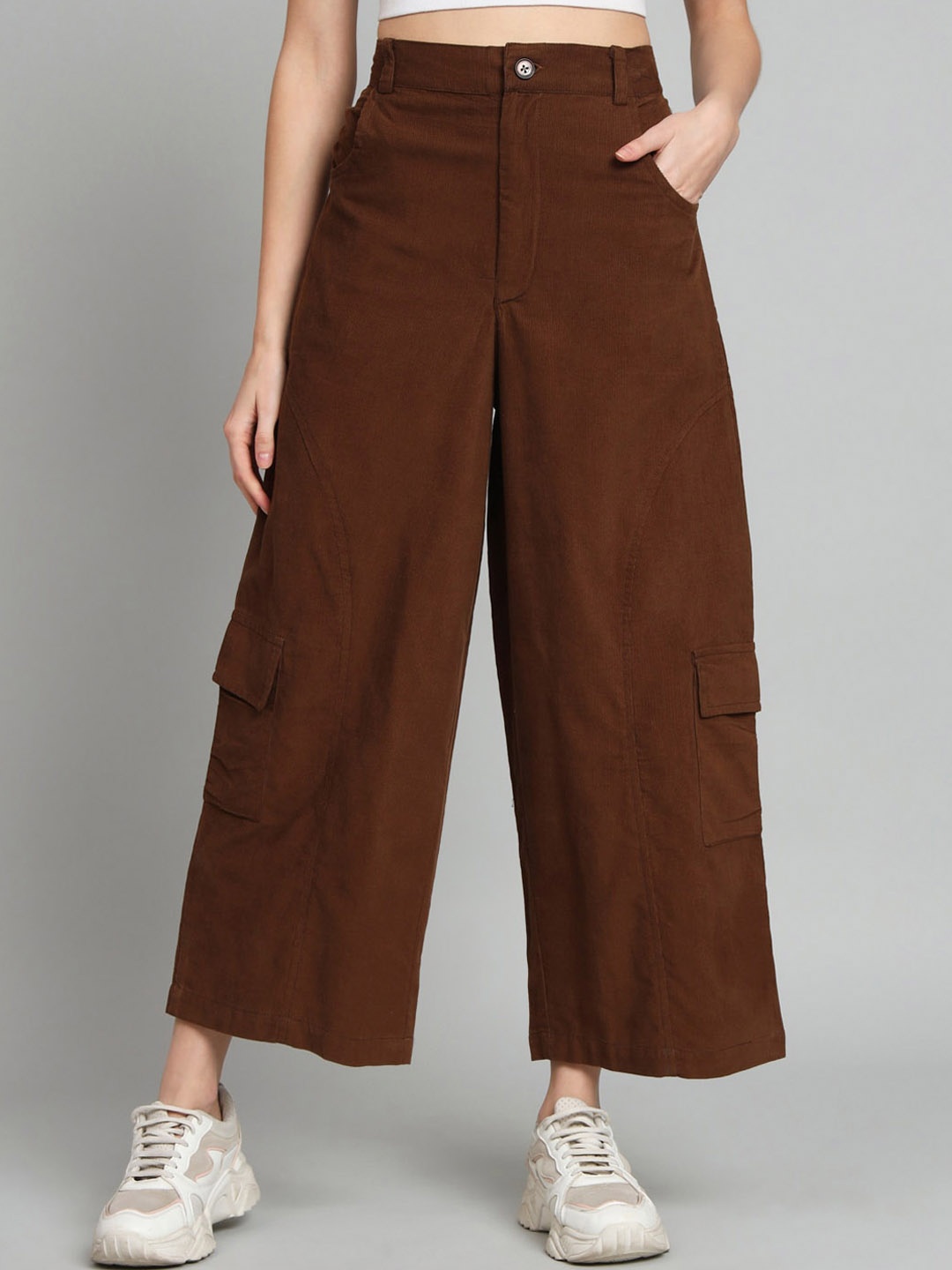 

BROOWL Women Relaxed Flared High-Rise Wrinkle Free Trousers, Brown