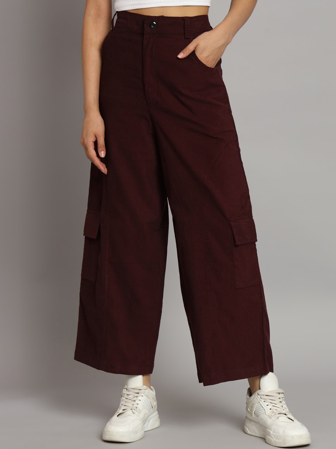 

BROOWL Women Relaxed Flared High-Rise Wrinkle Free Corduroy Trousers, Maroon