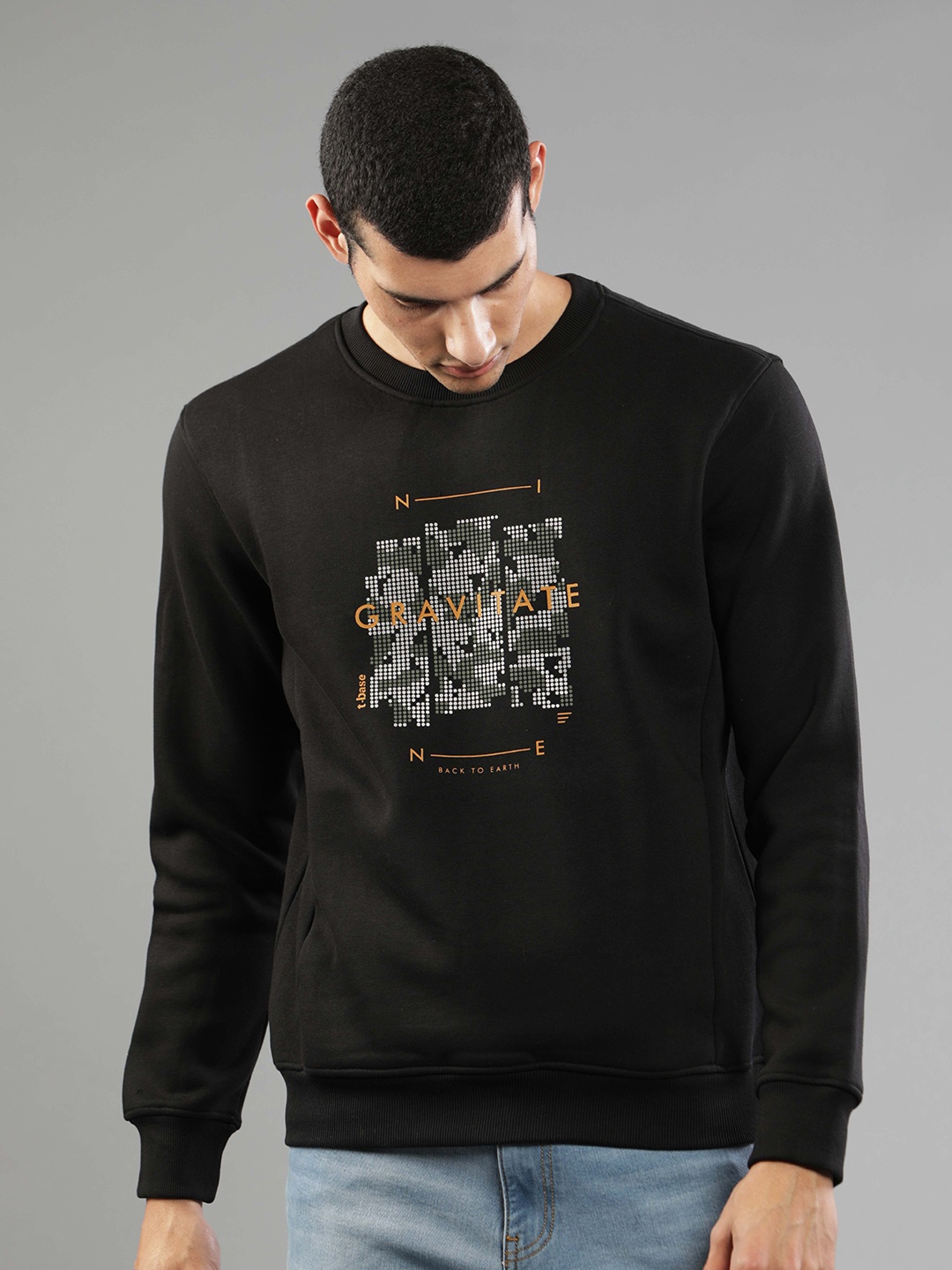 

t-base Graphic Printed Long Sleeves Sweatshirt, Black