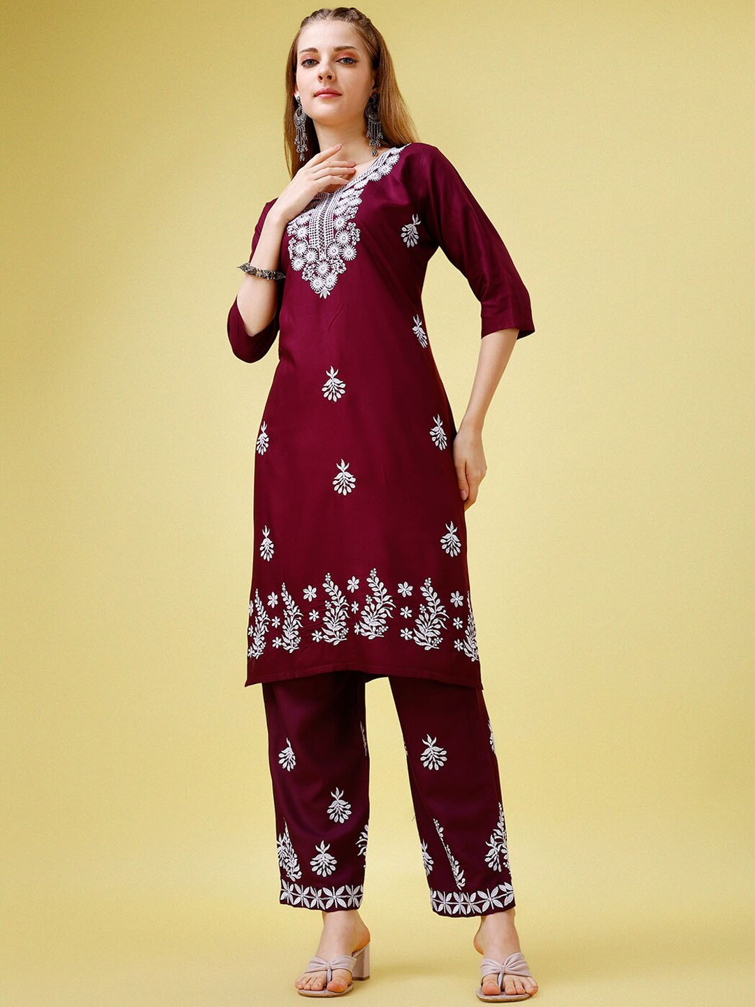 

Molly & Michel Floral Embroidered Thread Work Straight Kurta With Trousers, Burgundy