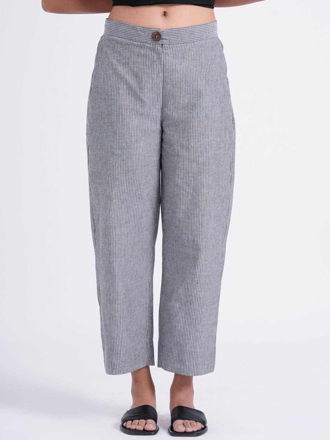 

the kaatn trail Women Striped Straight Fit Pure Cotton Lounge Pants, Grey