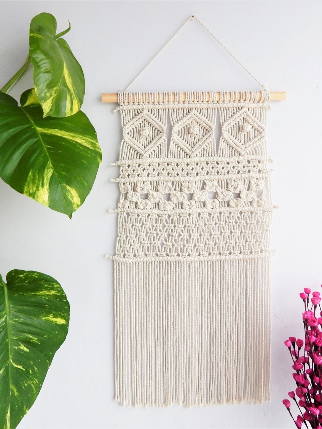 

ecofynd Off White Macrame Hanging Wall Decor