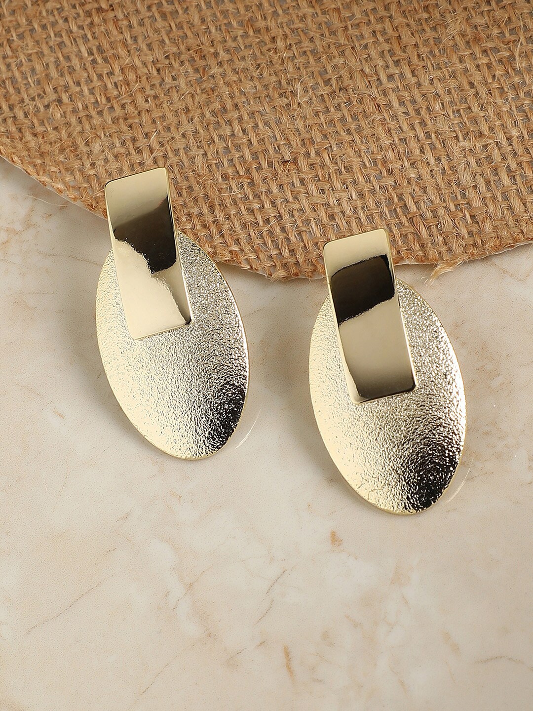

SOHI Gold-Plated Geometric-Shaped Drop Earrings
