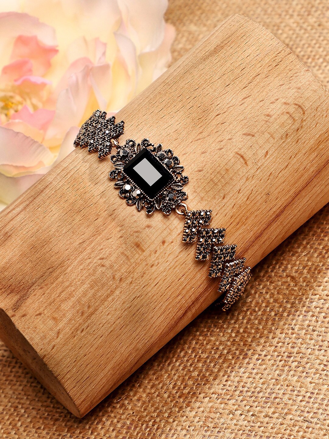 

SOHI Gold-Plated Crystal Studded Link Bracelet