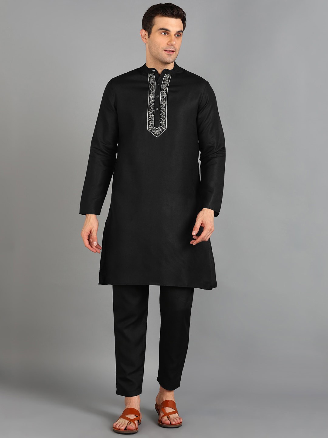 

HERE&NOW Black Floral Embroidered Regular Straight Kurta with Trousers
