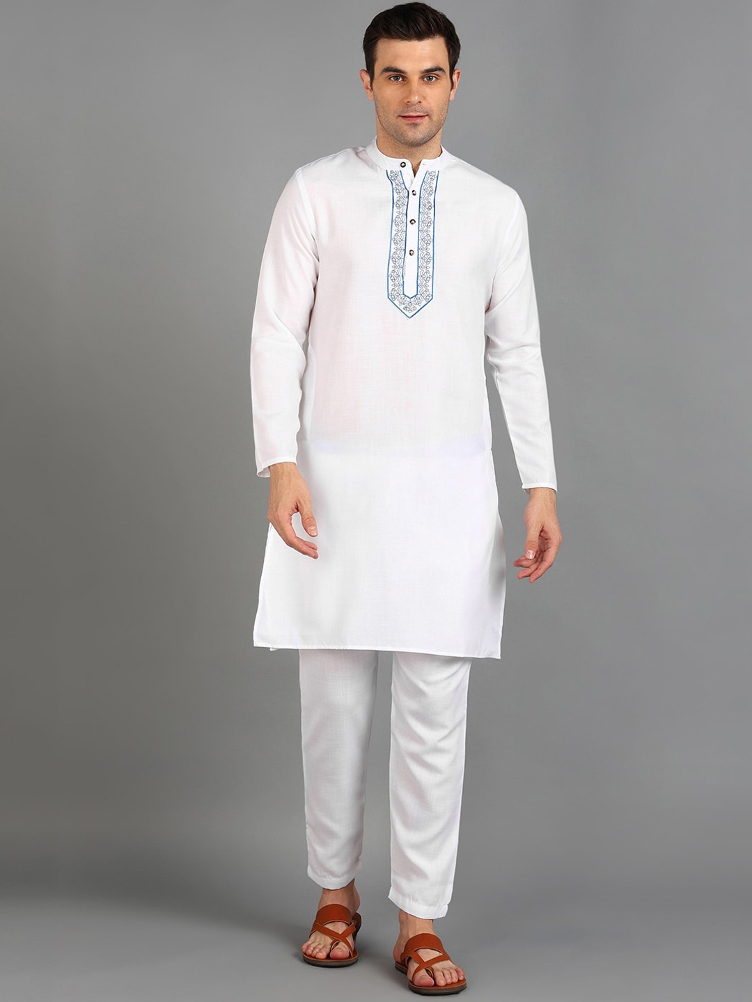 

HERE&NOW White Floral Embroidered Regular Straight Kurta with Trousers