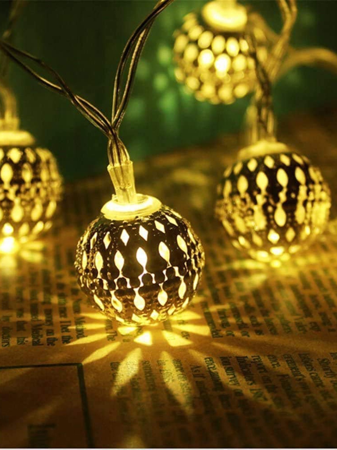 

XERGY Yellow Moroccan Ball Fairy String Lights