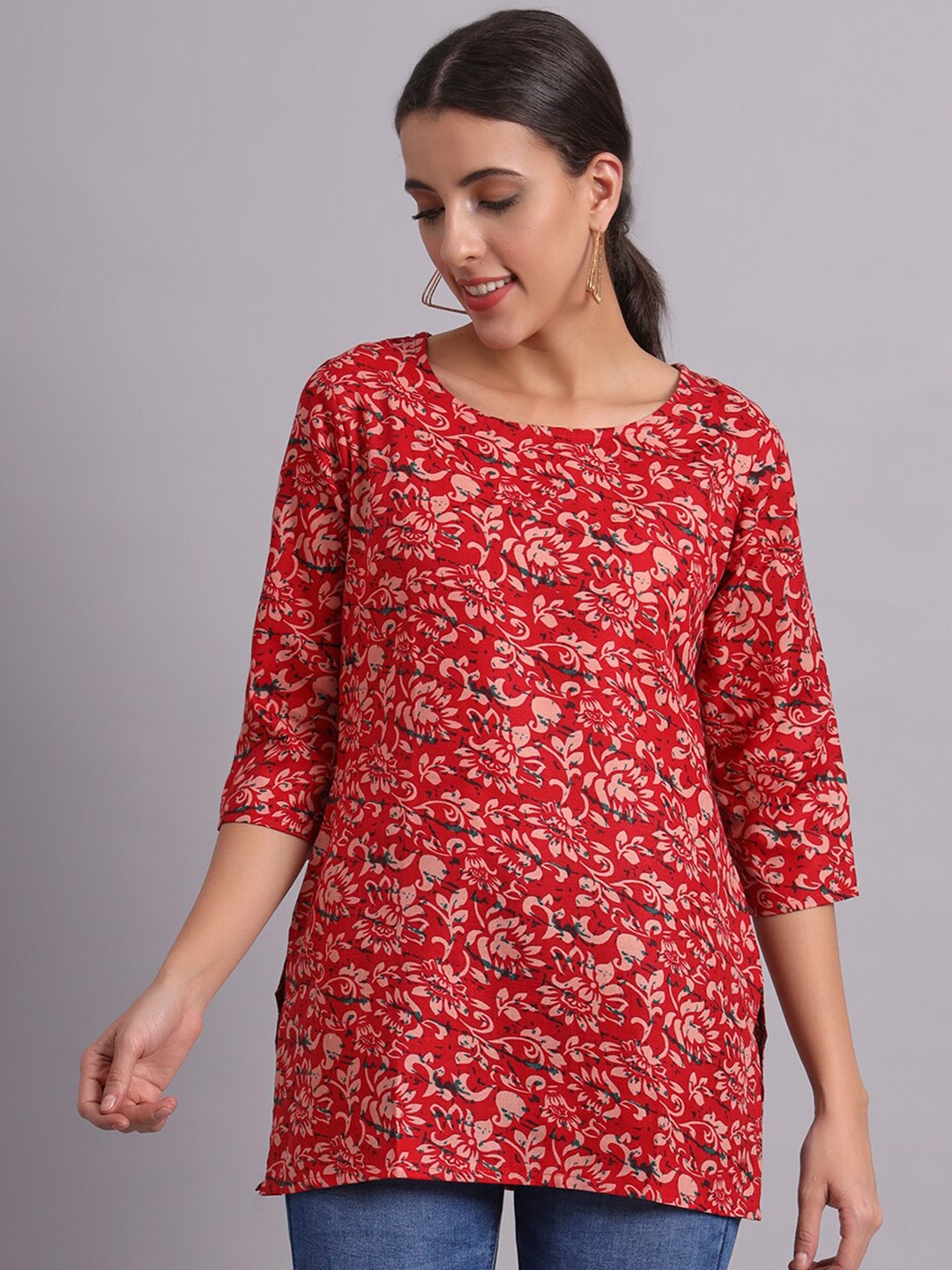 

Kiwie Floral Printed Round Neck Kurti, Red