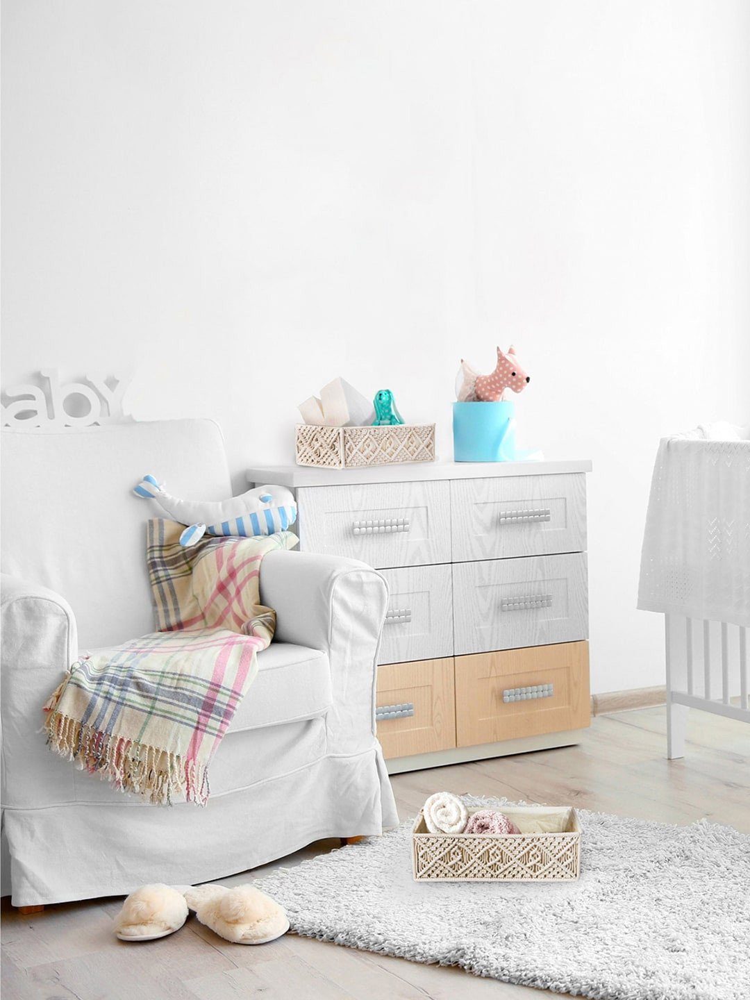 

Kaahira Off White 2 Pieces Macrame Multipurpose Basket Organisers