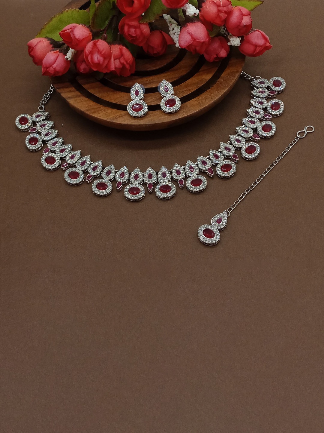

AASHISH IMITATION Rhodium-Plated Stone-Studded Necklace & Earrings With Maang Tika, Silver