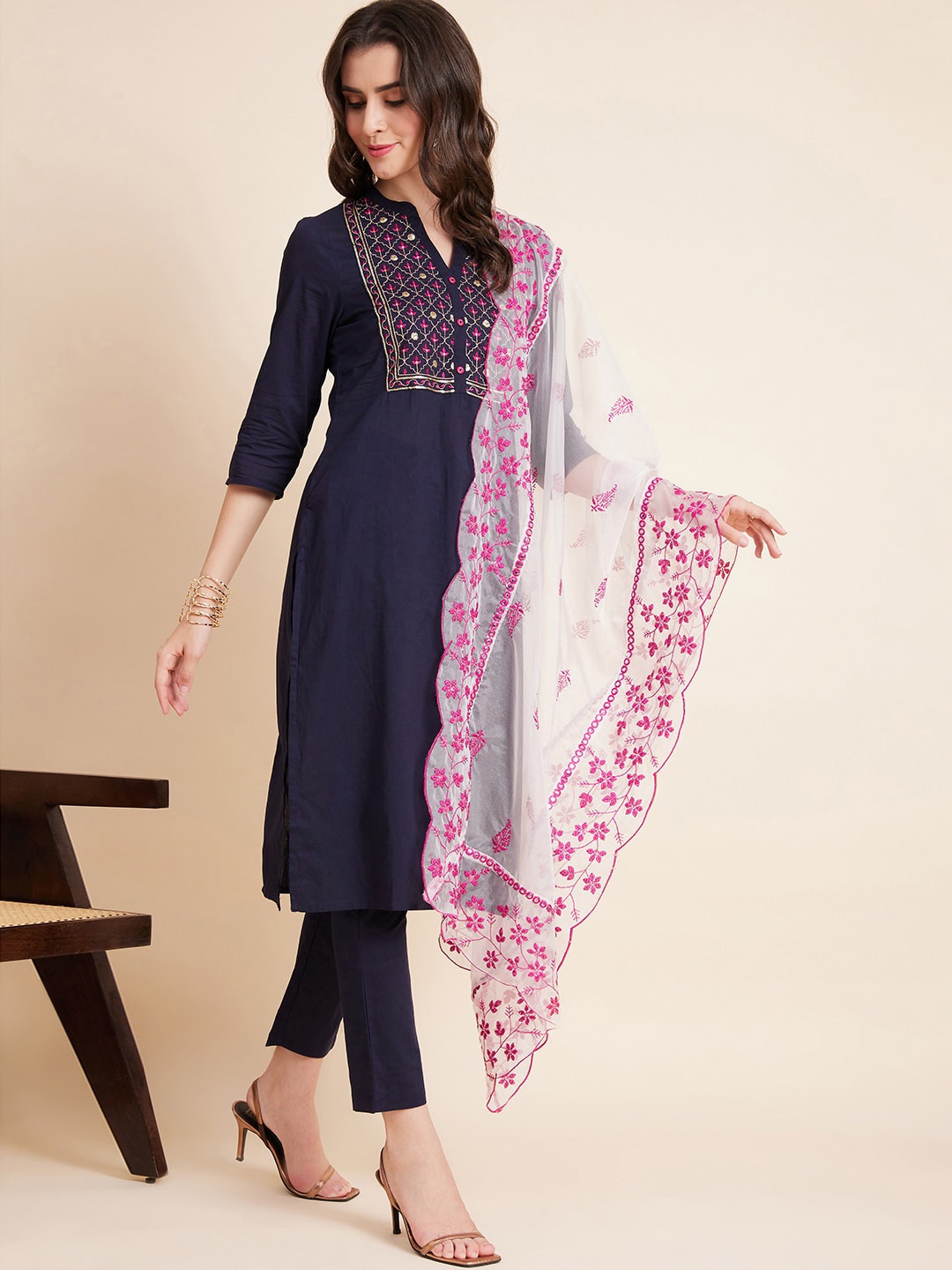 

all about you Ethnic Motifs Thread Work Pure Cotton Kurta with Trousers & Dupatta, Navy blue