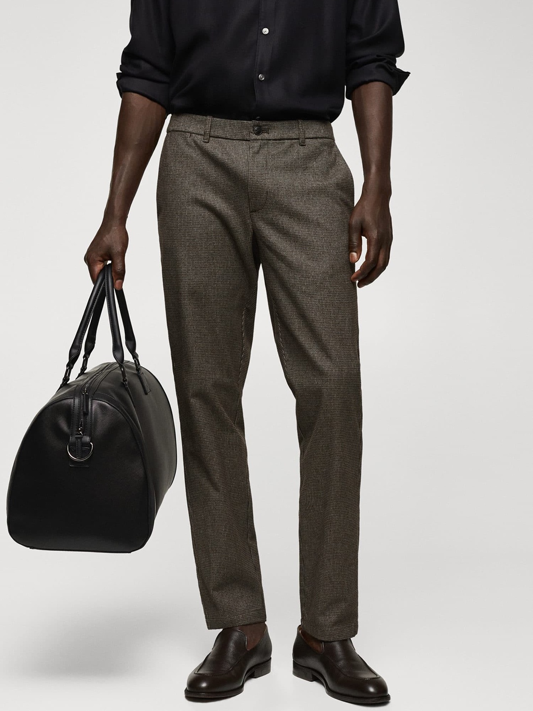 

MANGO MAN Self Design Trousers, Brown