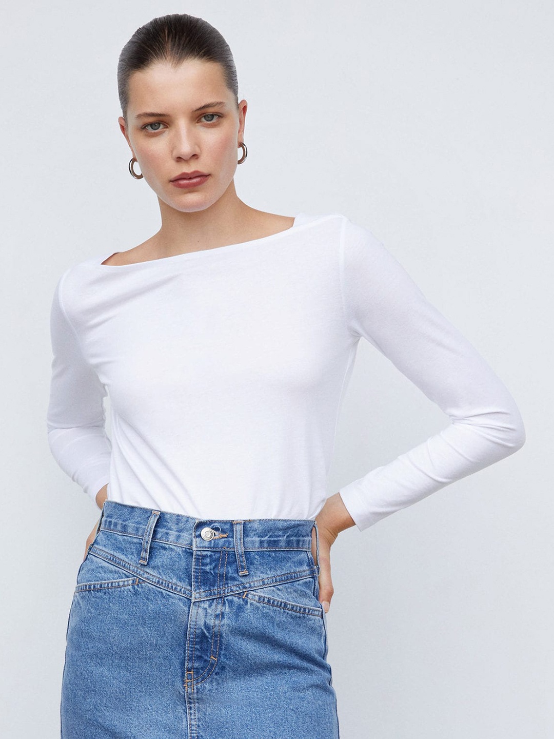 

MANGO Pure Cotton Full-Sleeves Boat Neck T-shirt, White