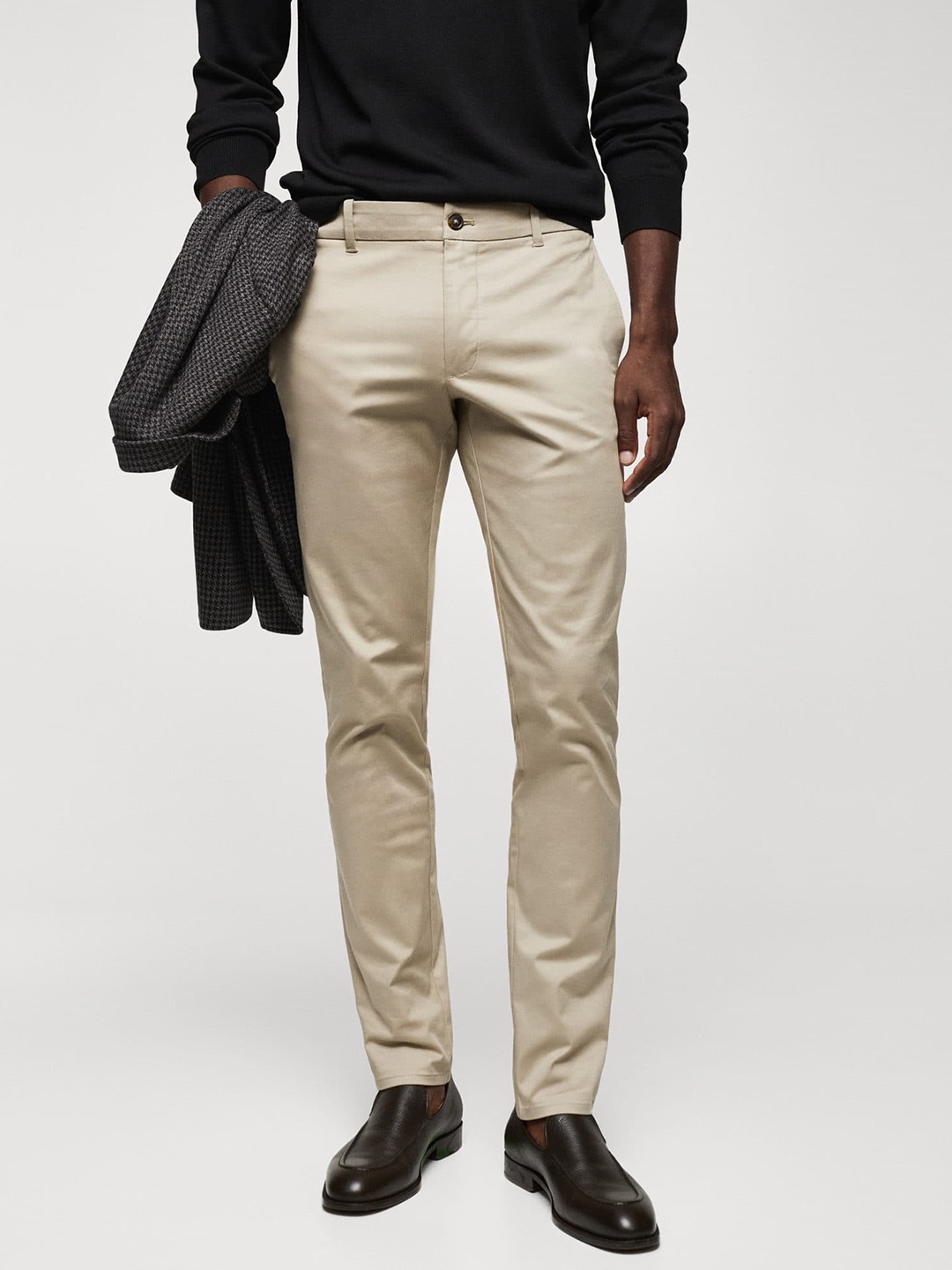 

MANGO MAN Men Solid Trousers, Cream