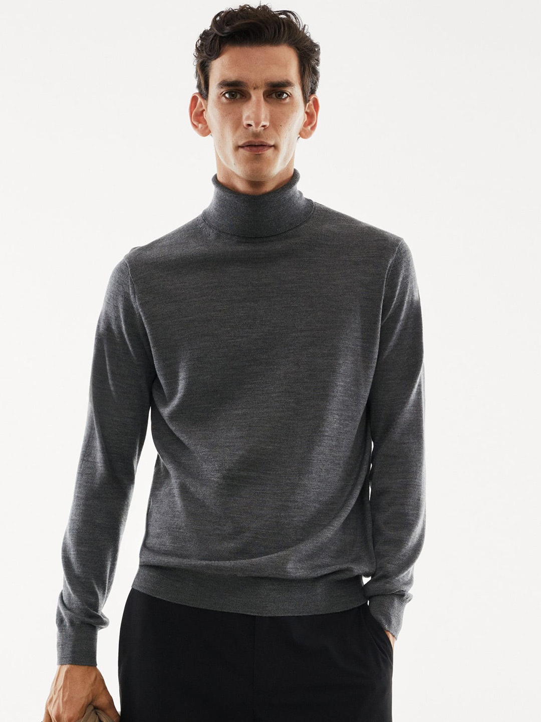 

MANGO MAN Pure Wool Turtle Neck Performance Pullover, Charcoal