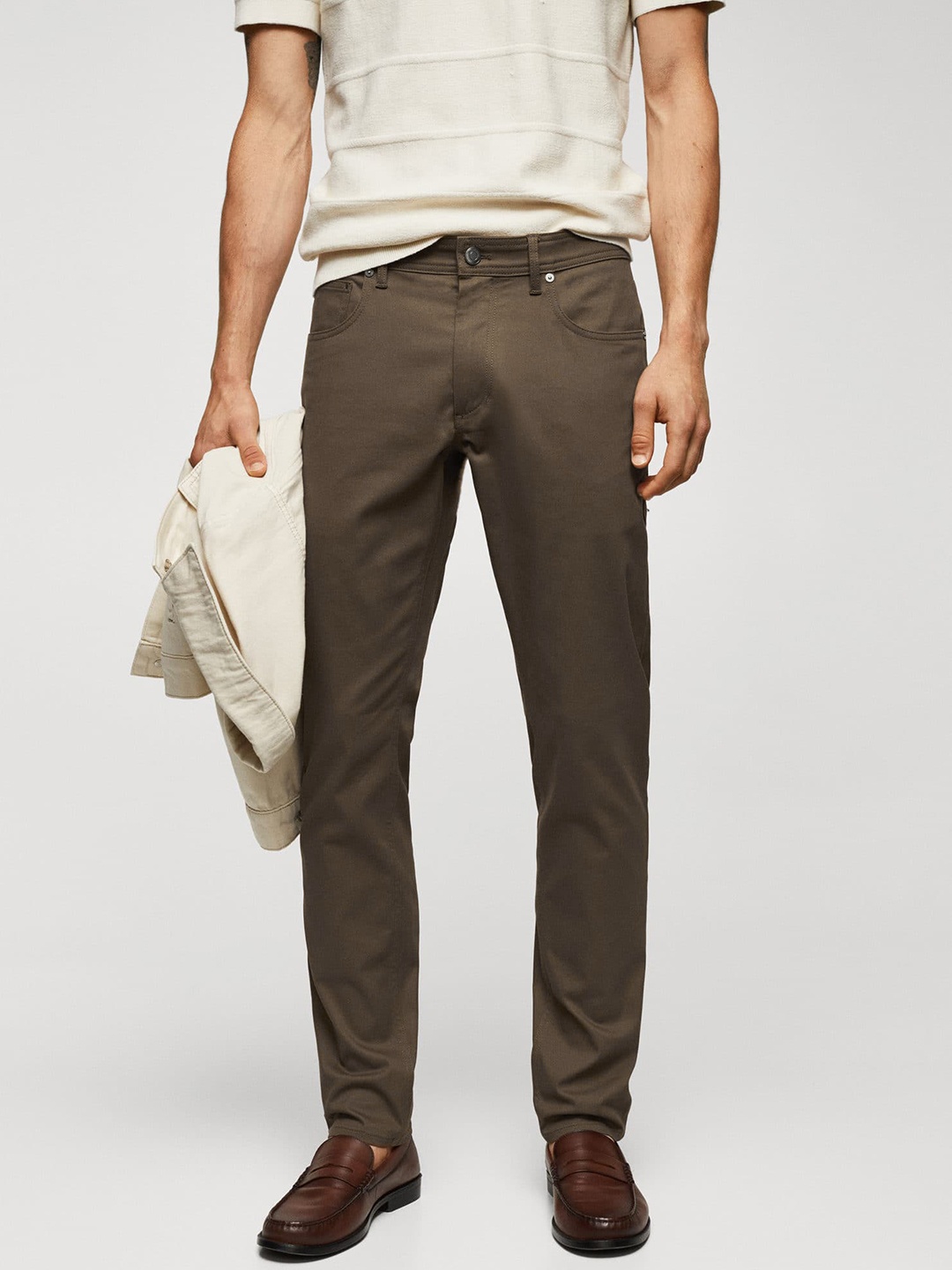 

MANGO MAN Solid Trousers, Brown