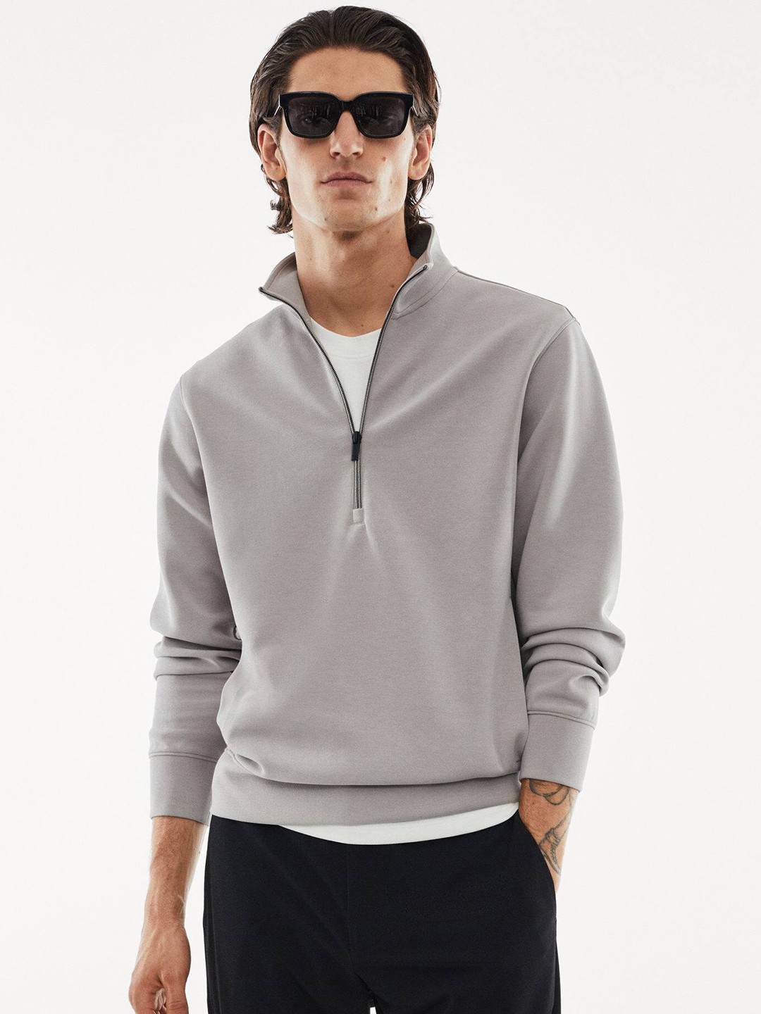 

MANGO MAN Half Zipper Full Sleeves Sweatshirt, Grey