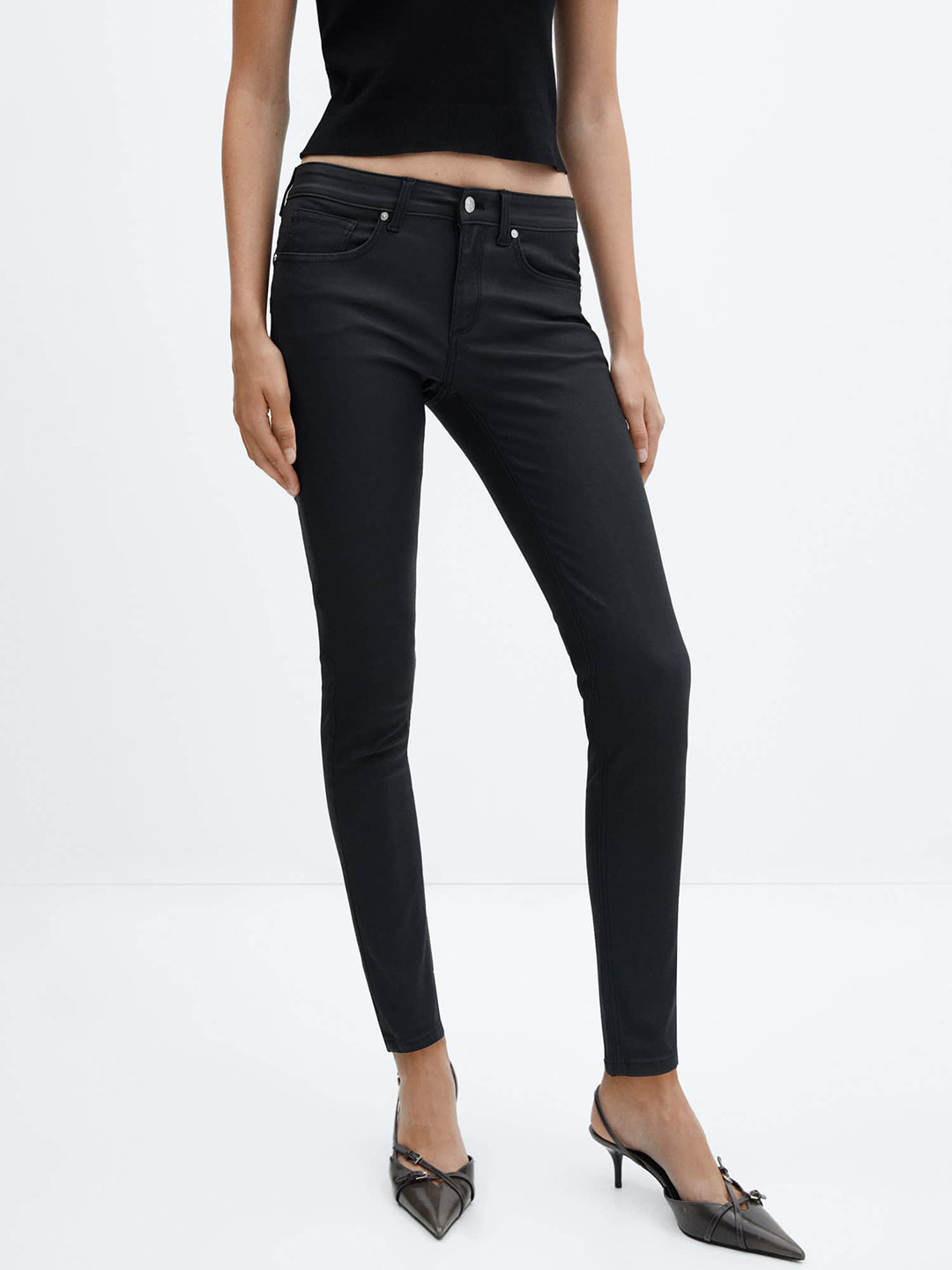 

MANGO Women Skinny Fit Low-Rise Stretchable Jeans, Black