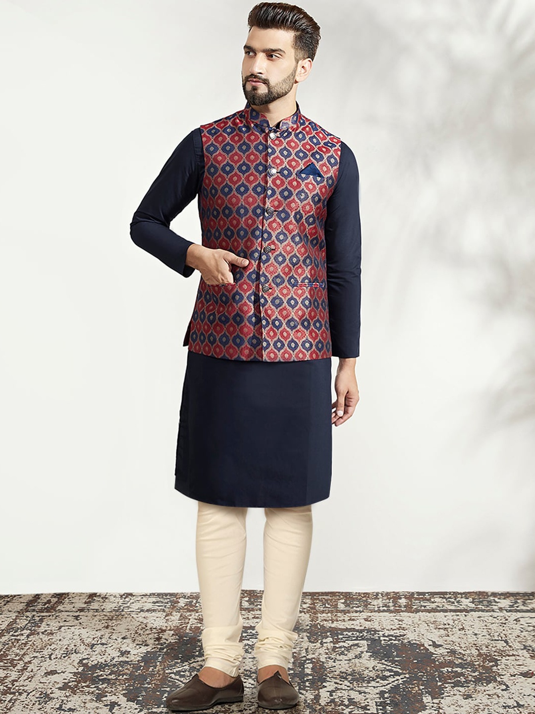 

KISAH Mandarin Collar Kurta With Churidar & Nehru jacket, Black