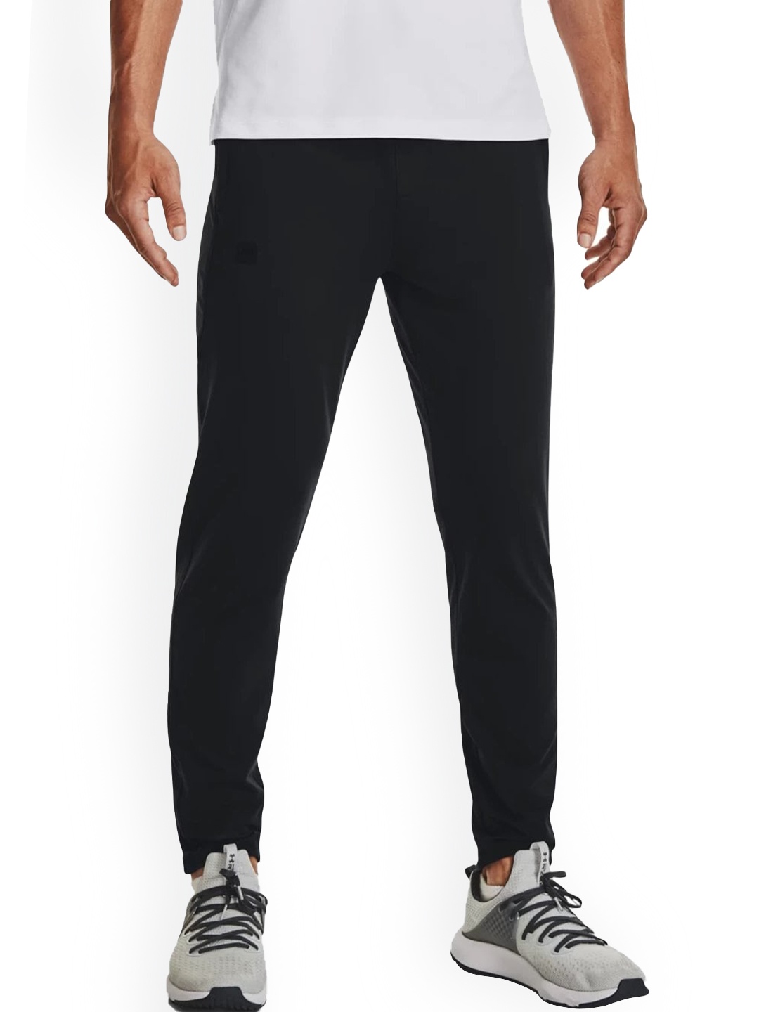 

UNDER ARMOUR Men Meridian Tapered Track Pants, Black