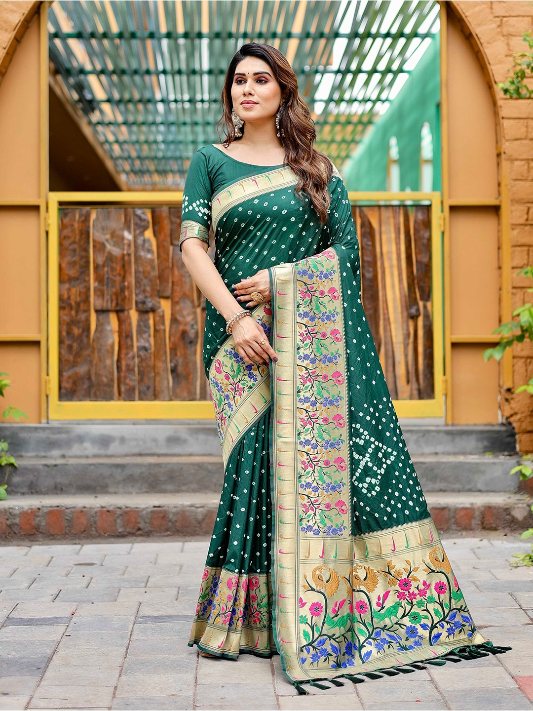 

Mitera Ethnic Motifs Woven Design Zari Paithani Saree, Green