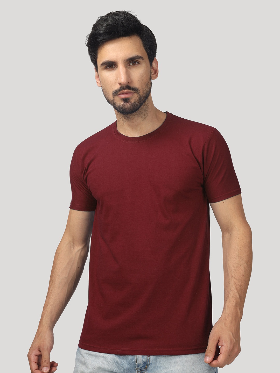 

Greylongg Men Maroon Mandarin Collar Pockets T-shirt