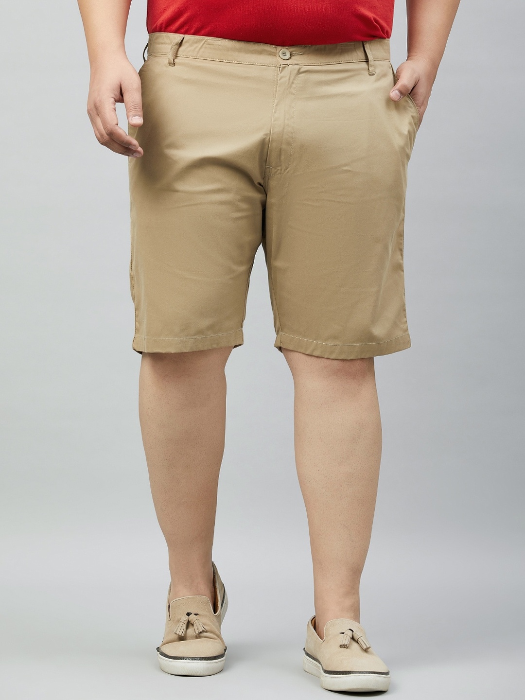 

STUDIO NEXX Men Mid-Rise Cotton Shorts, Khaki