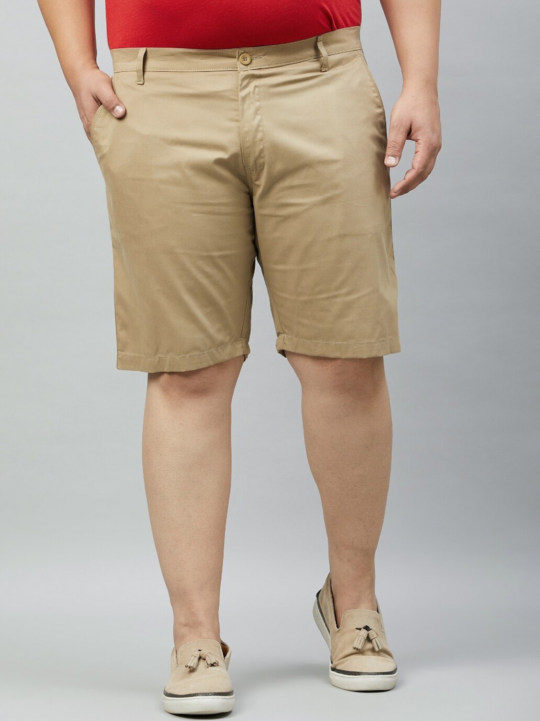 

STUDIO NEXX Men Mid-Rise Cotton Shorts, Khaki