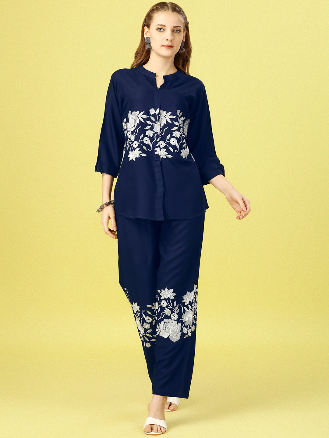 

KALINI Floral Embroidered Mandarin Collar Shirt & Palazzo, Blue