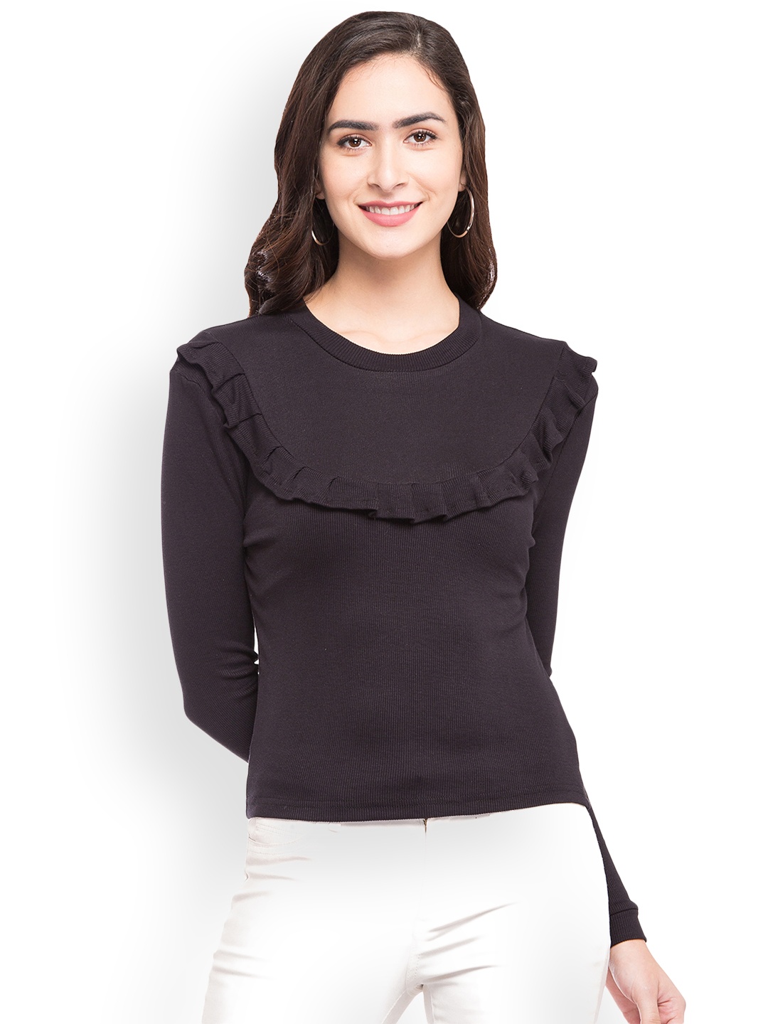 

Globus Women Black Solid Fitted Top